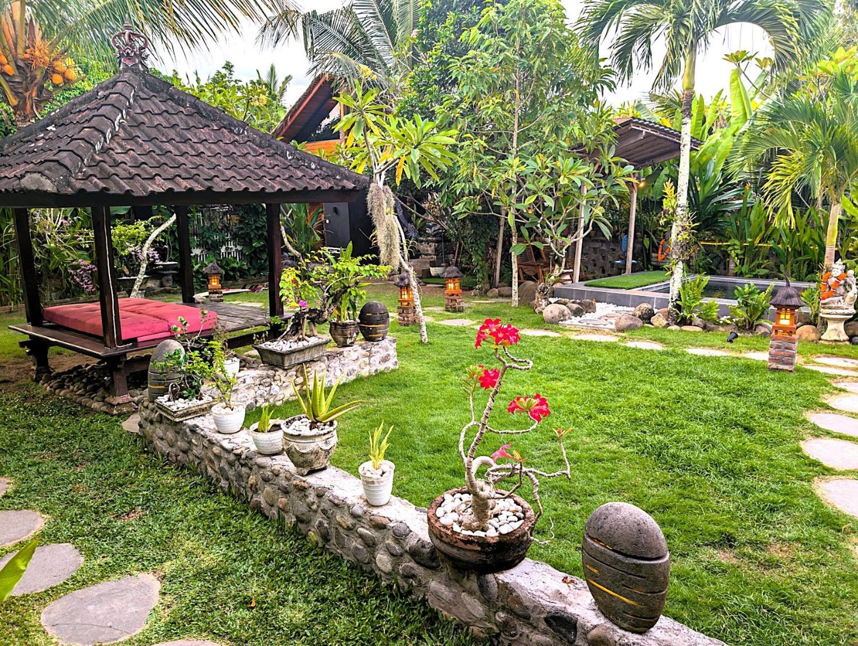 Ayumar Homestay Medewi Pulukan Extérieur photo