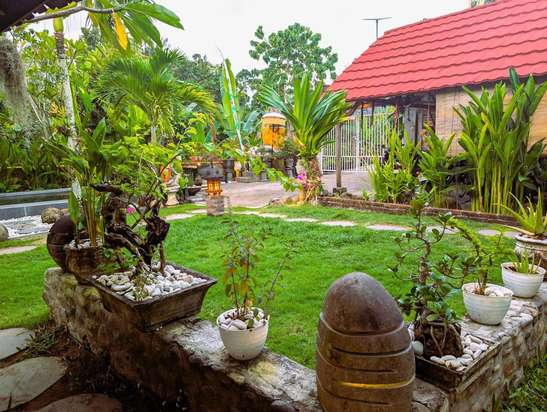Ayumar Homestay Medewi Pulukan Extérieur photo