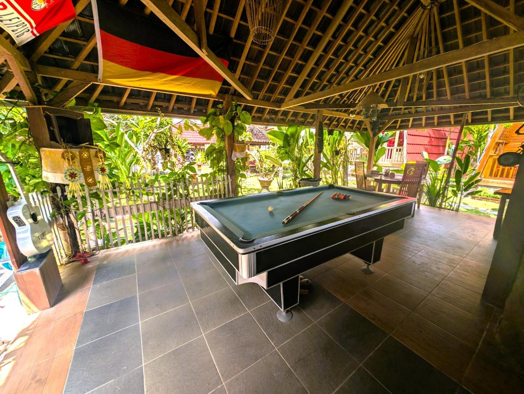 Ayumar Homestay Medewi Pulukan Extérieur photo