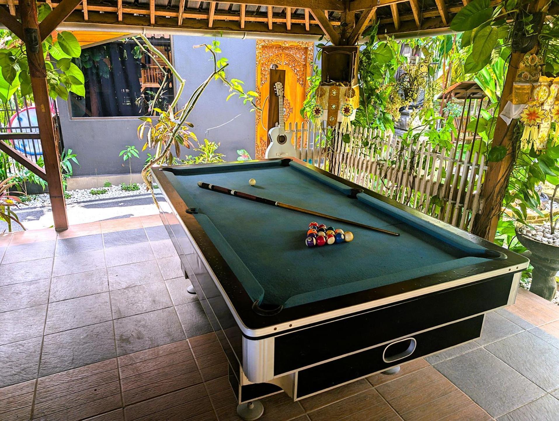 Ayumar Homestay Medewi Pulukan Extérieur photo